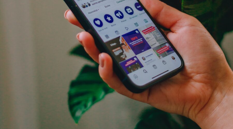 L&rsquo;Impact des Médias Sociaux sur la Parentalité