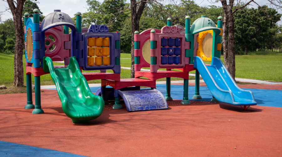 Créer un Espace de Jeu Sûr et Stimulant pour Votre Enfant